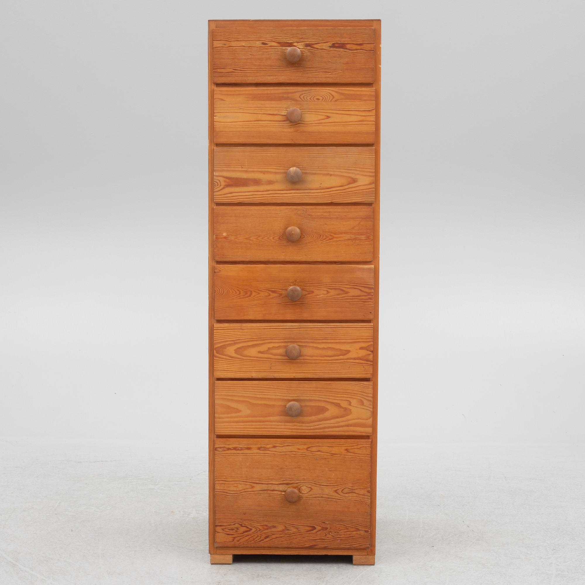 Chest of drawers, third quarter of the 20th Century.