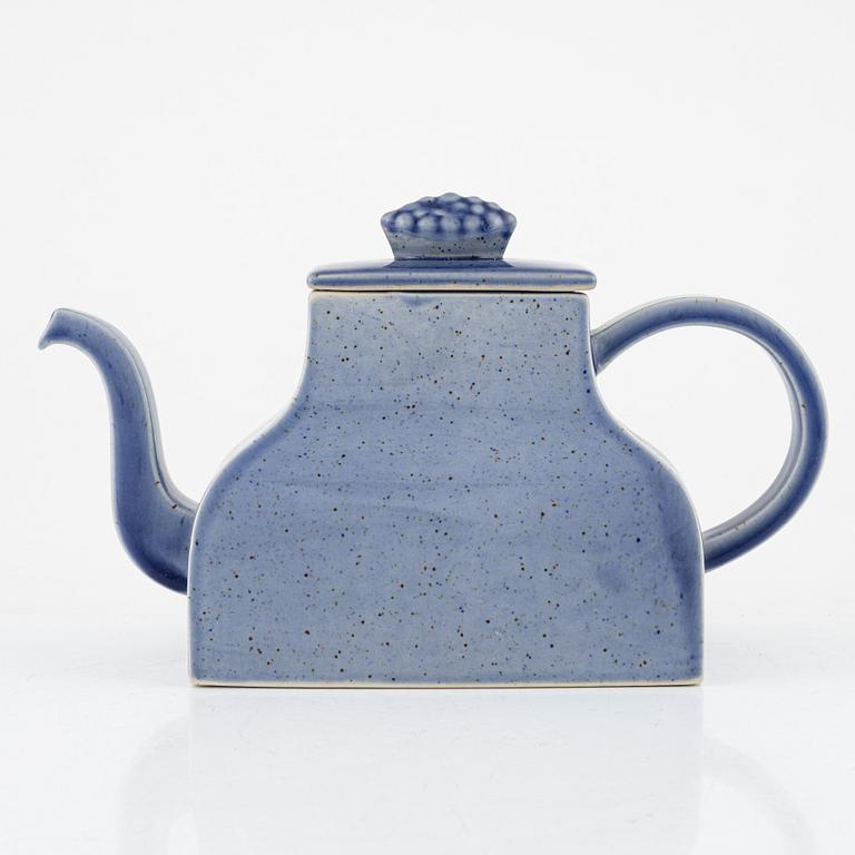 Signe Persson-Melin, a teapot, Rörstrand, Lidköping.