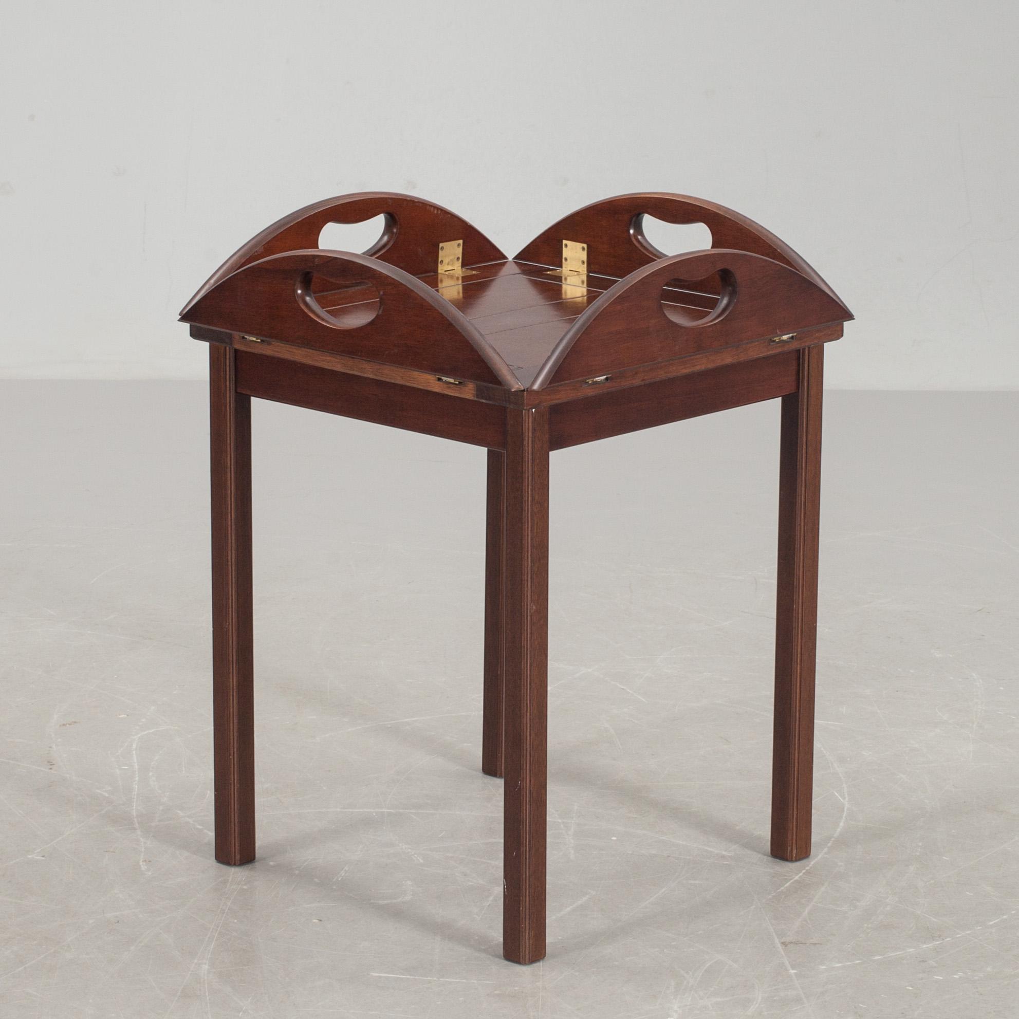 BORD, "Butlers Tray", 1900-talets andra hälft.