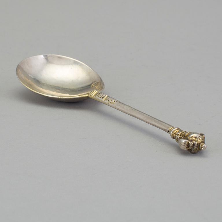 SKED med dubbel kerubknopp, ostämplad, Sverige, 1600-tal, (möjligen Anders Andersson Amor, Sthlm 1684-1703), silver.