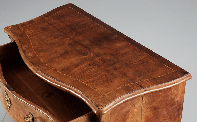 BYRÅ, rokoko, 1700-tal.