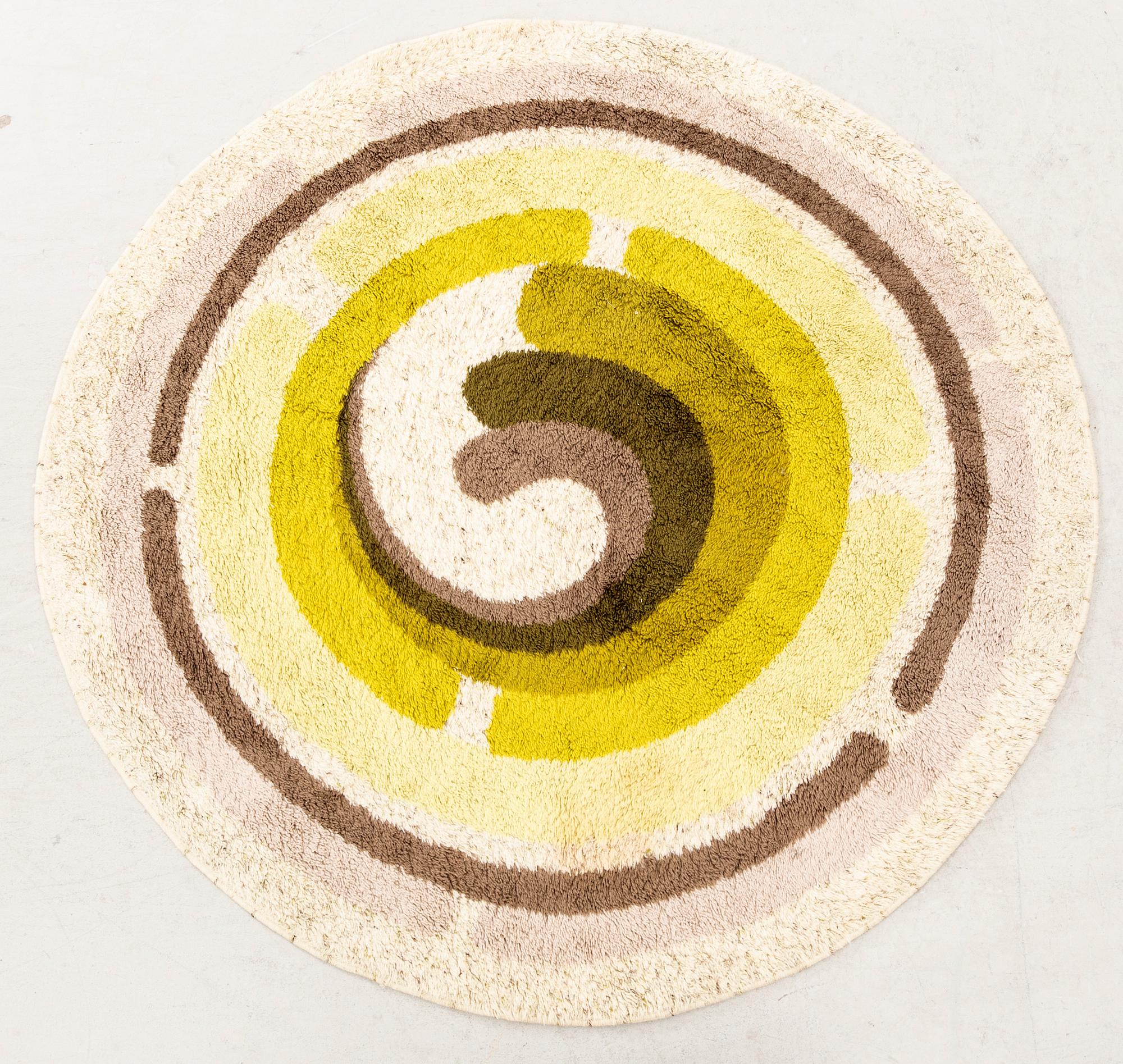 Carpet Desso late 20th century diameter 195 cm.