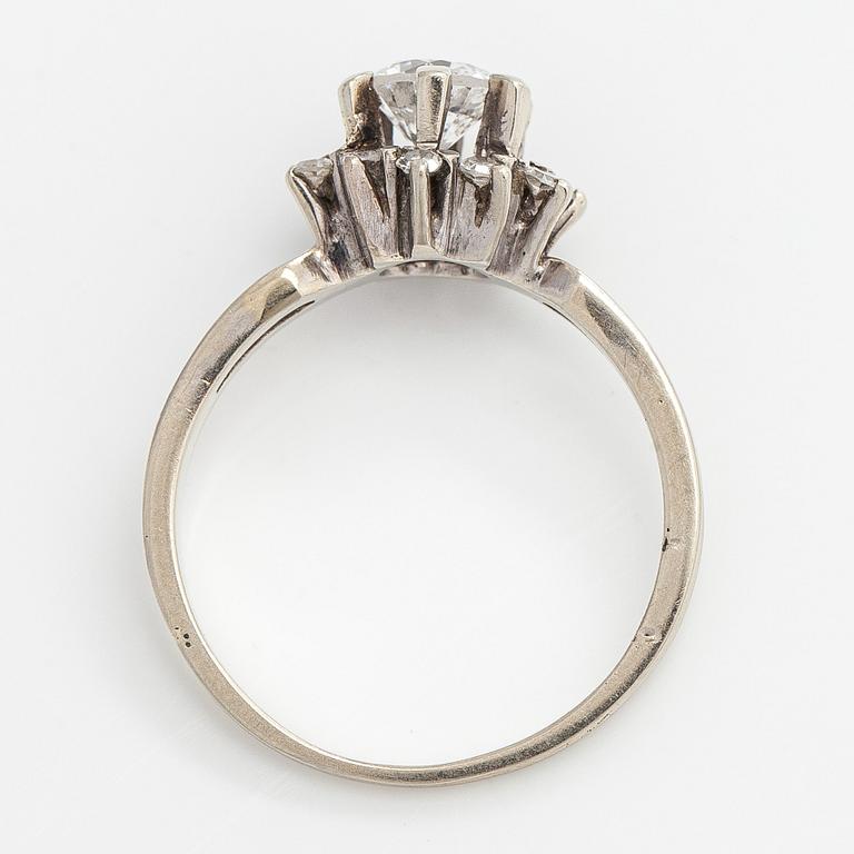 Sormus, briljantti- ja 8/8-hiotut timantit, 18K valkokultaa.