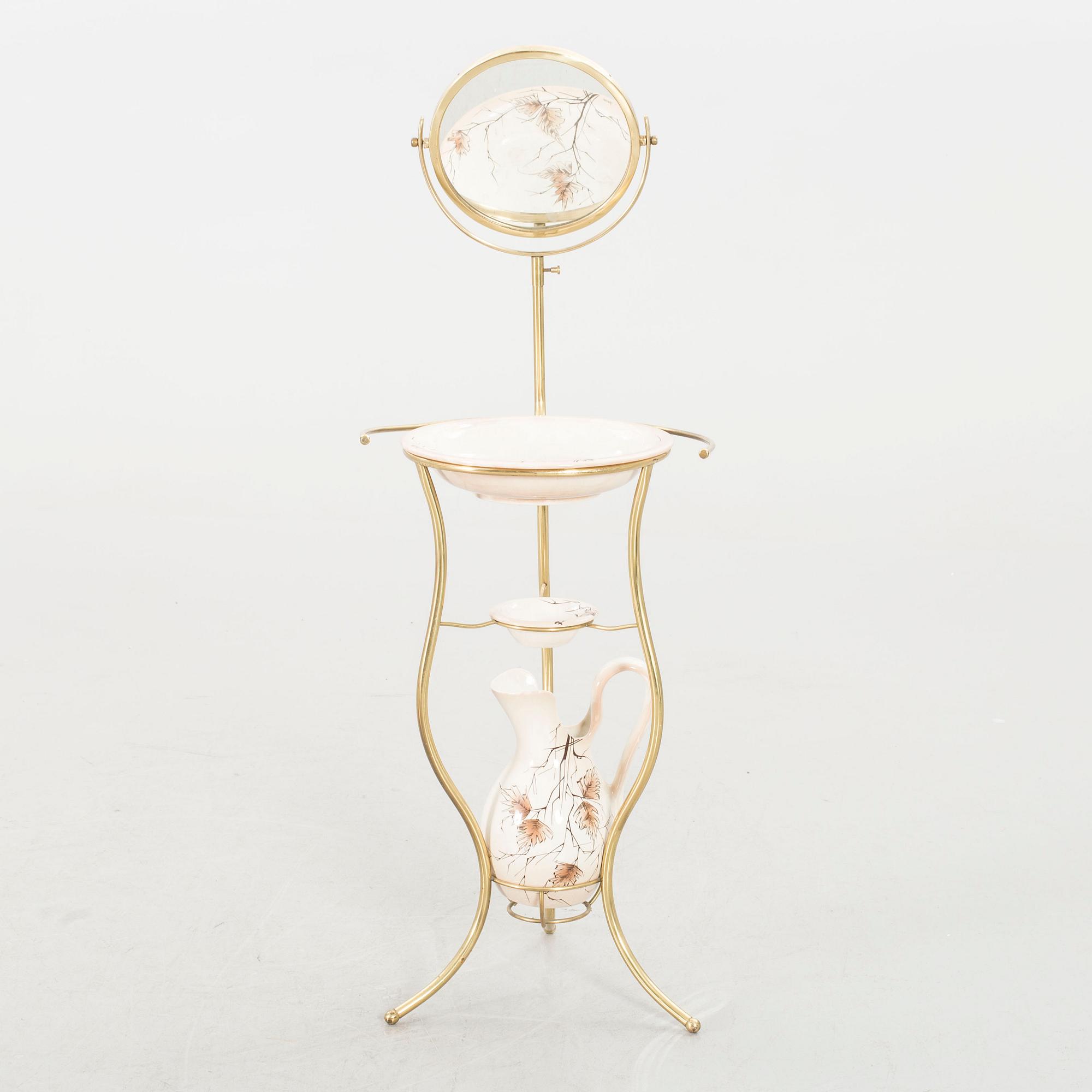 TVÄTTSTÄLL, 4 delar, Italien, 1900-talets mitt.