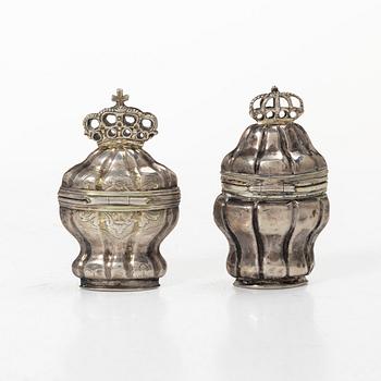 Two silver snuff boxes, probably Denmark and one with Swedish hallmark, 18th/19th Century.