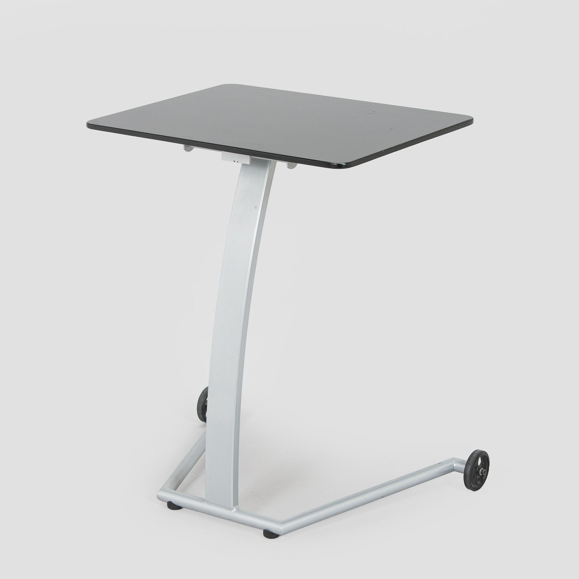 Jouni Leino, Table "Wheeler" for Inno. Jouni Leino Design Studio 2001.