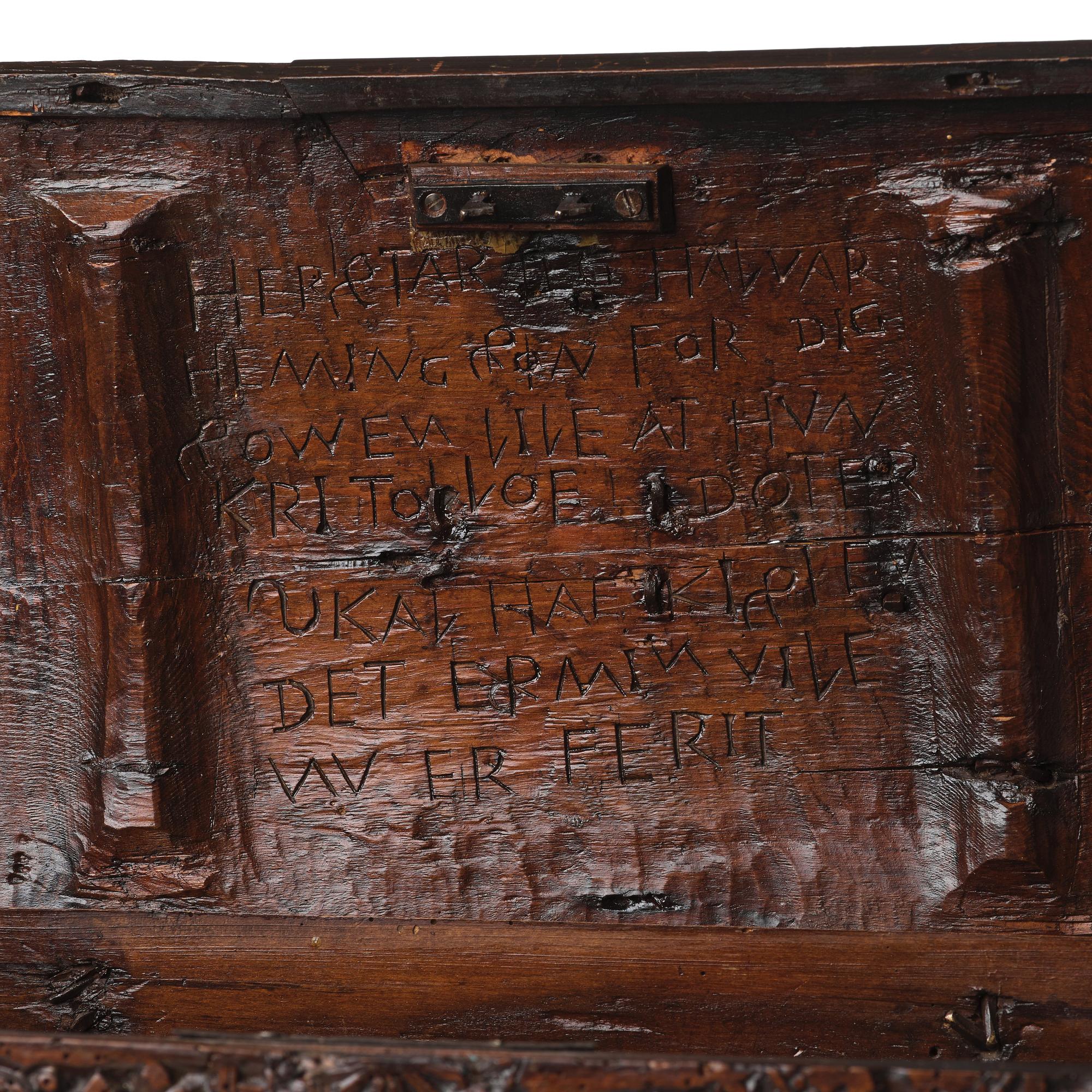 A casket and lid, C14 dated, second half of the 17th century.