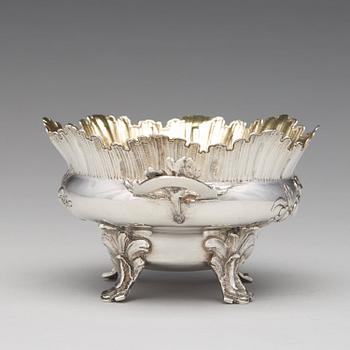 A Swedish Rococo silver bowl, mark of Pehr Zethelius, Stockholm 1770.