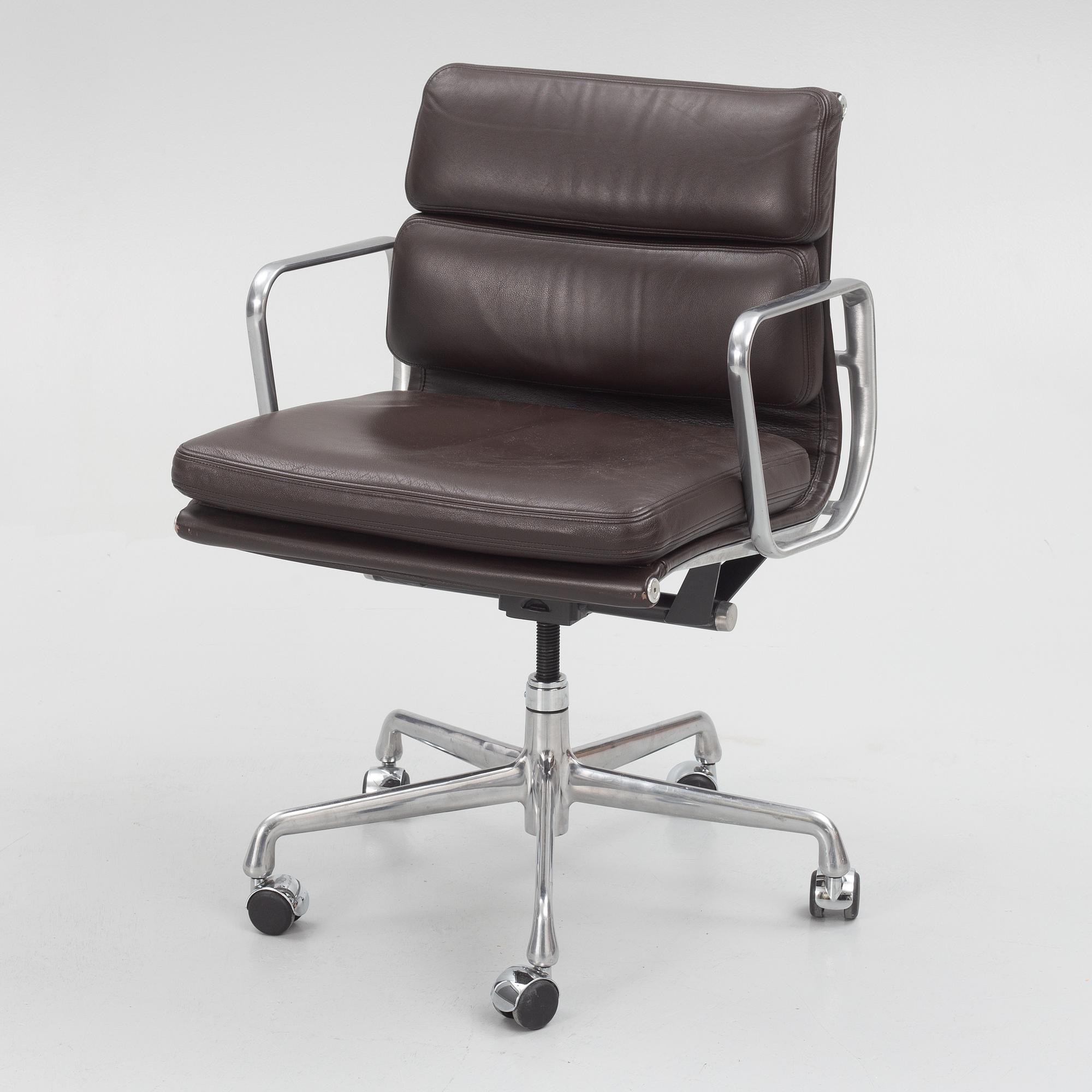 Charles & Ray Eames, desk chair, "Soft Pad Chair EA 435", Herman Miller.