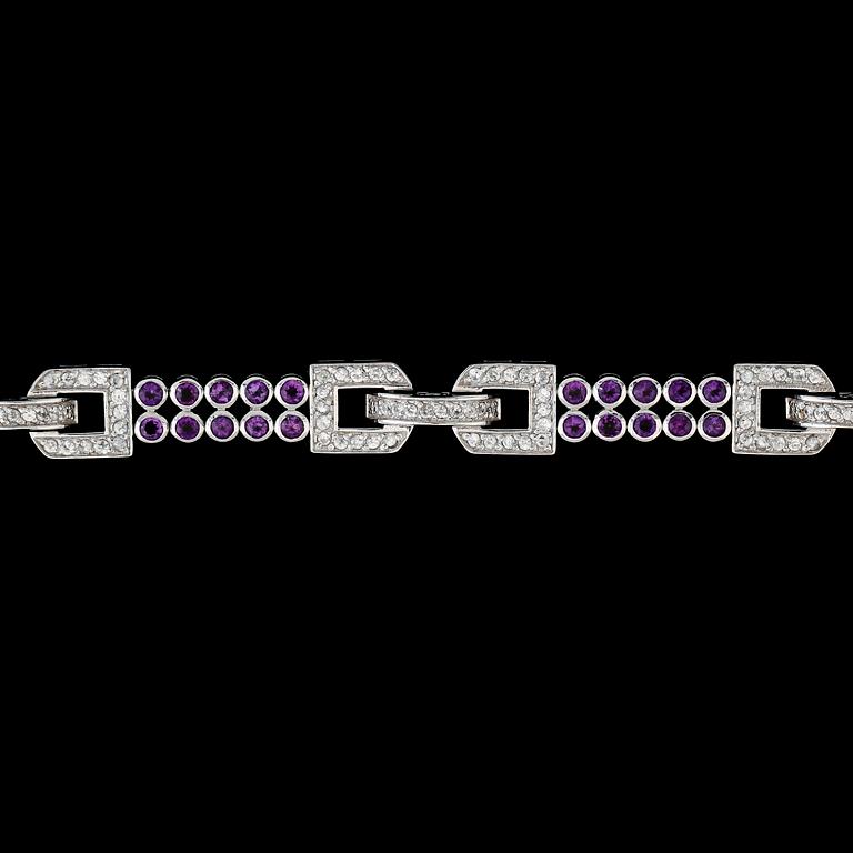 ARMBAND, sterlingsilver, ametister och topaser, art déco-stil.