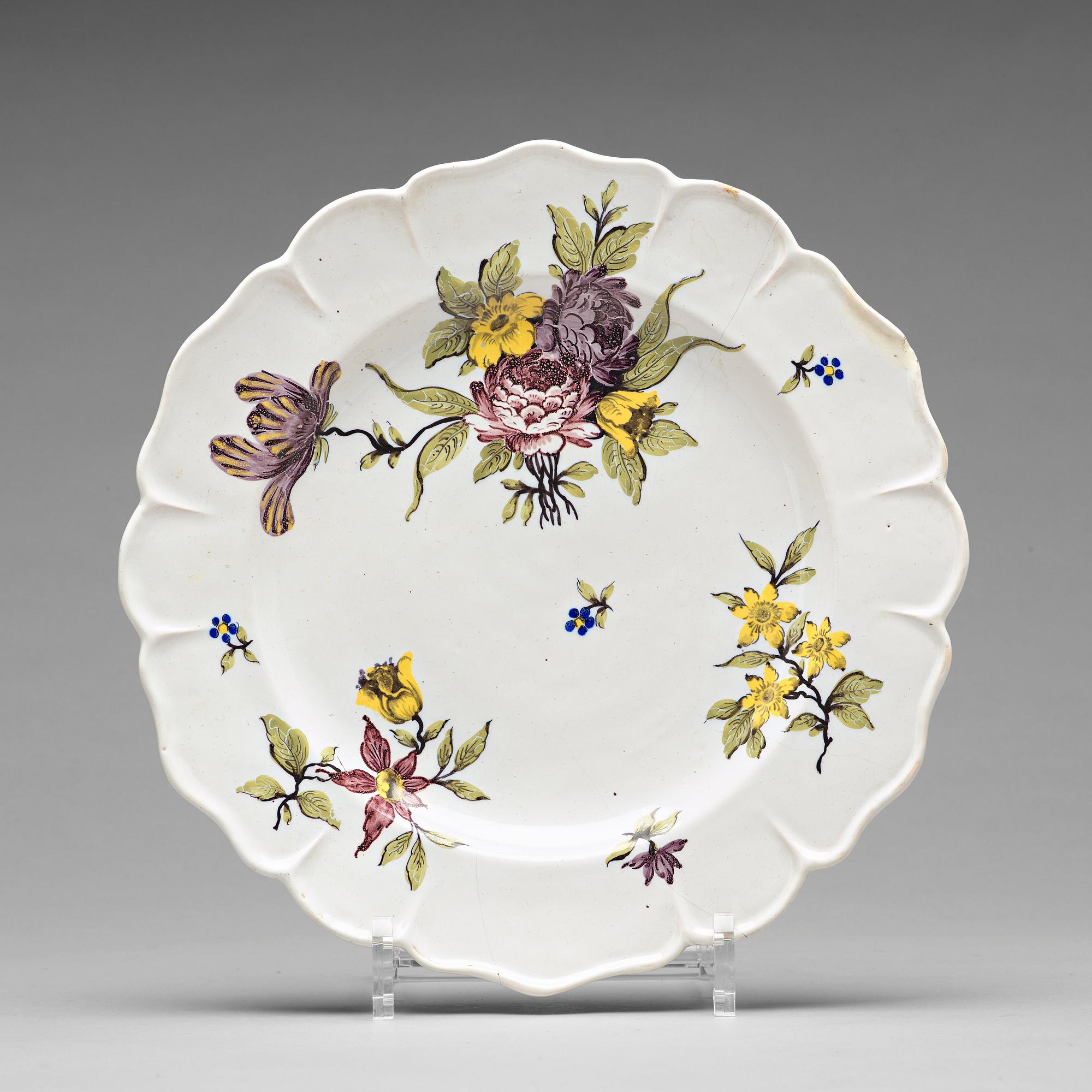 TALLRIKAR, nio stycken, fajans. Rörstrand, 1700-tal.