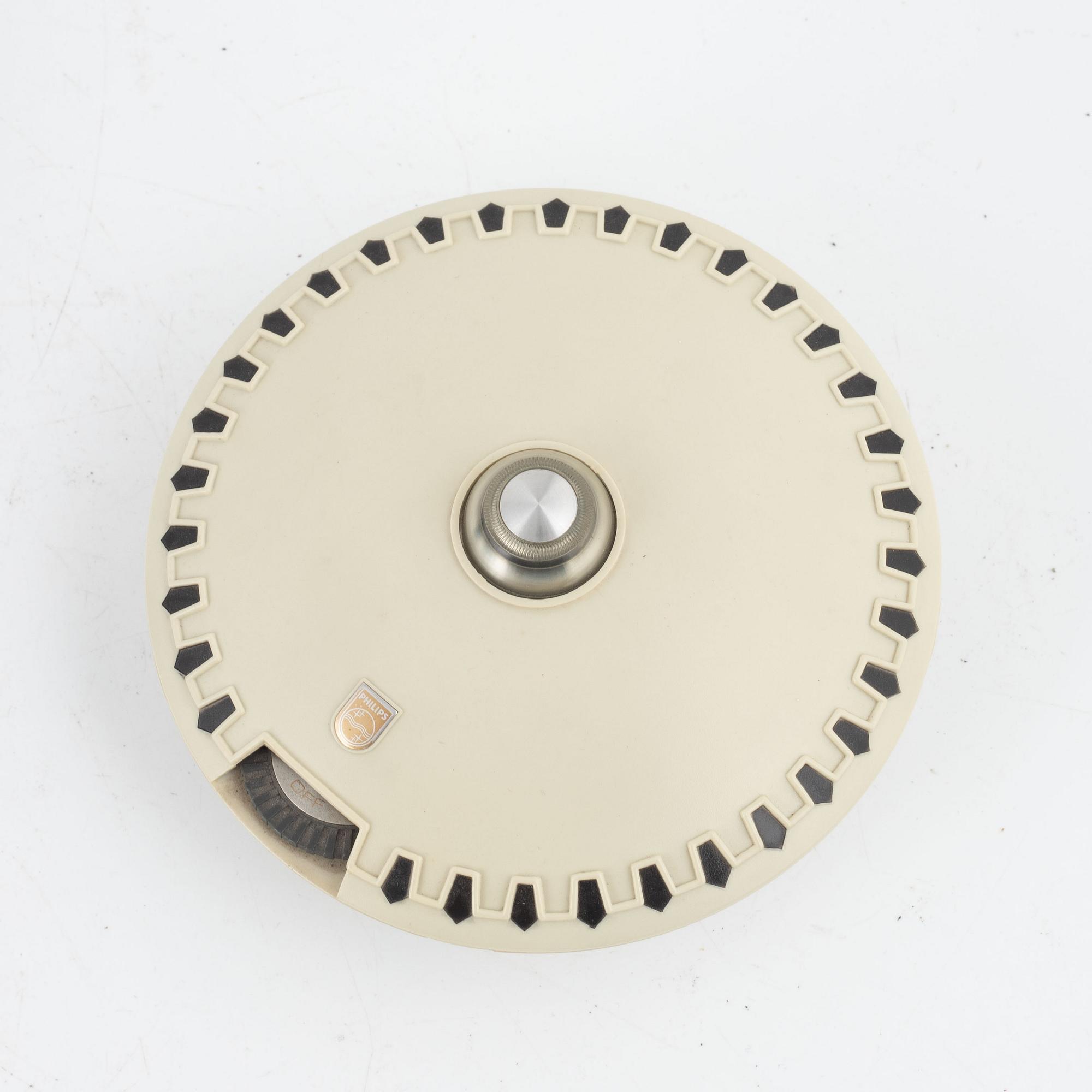 Phillips Evolution Radio and Time Auto Stop Stereo Cassette Player.