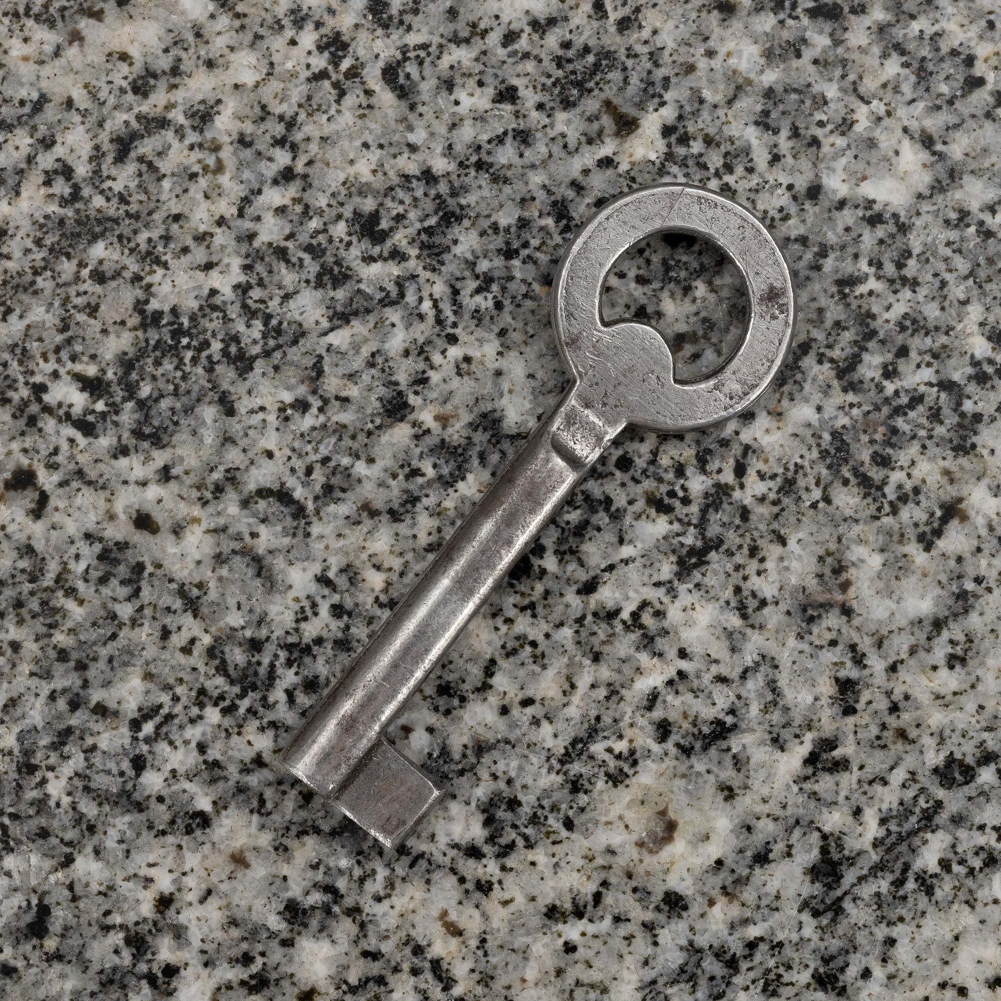 A Gustavian style chest of drawers, 20th century.