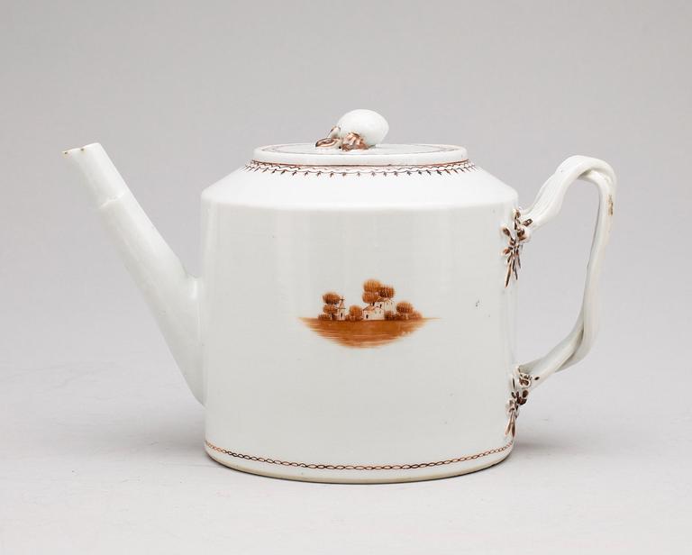 TEKANNA, porslin, Jiaqing, omkring 1800.
