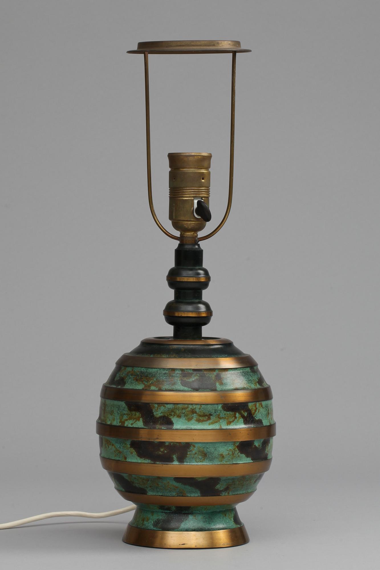 BORDSLAMPA, Art deco, 1900-talets första hälft.