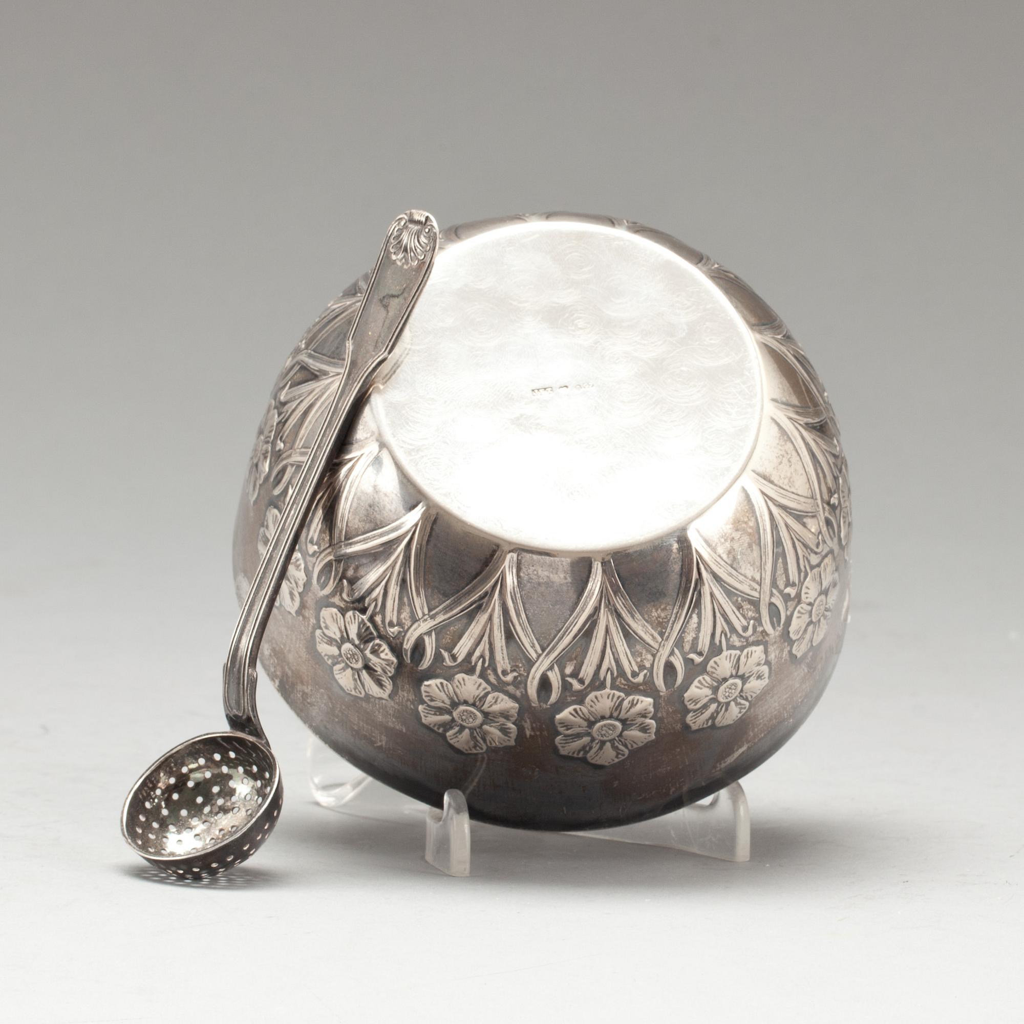 SKÅL samt Ströare, silver, Bland annat Johan Fredrik Tynelius, Helsingborg, 1903. Vikt ca 174g.