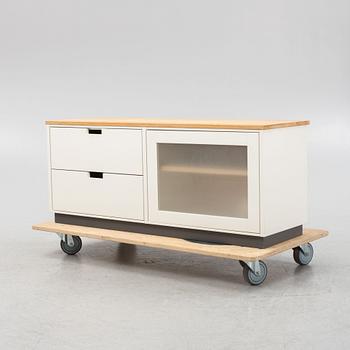 Sideboard, Norrgavel, 2000-tal.