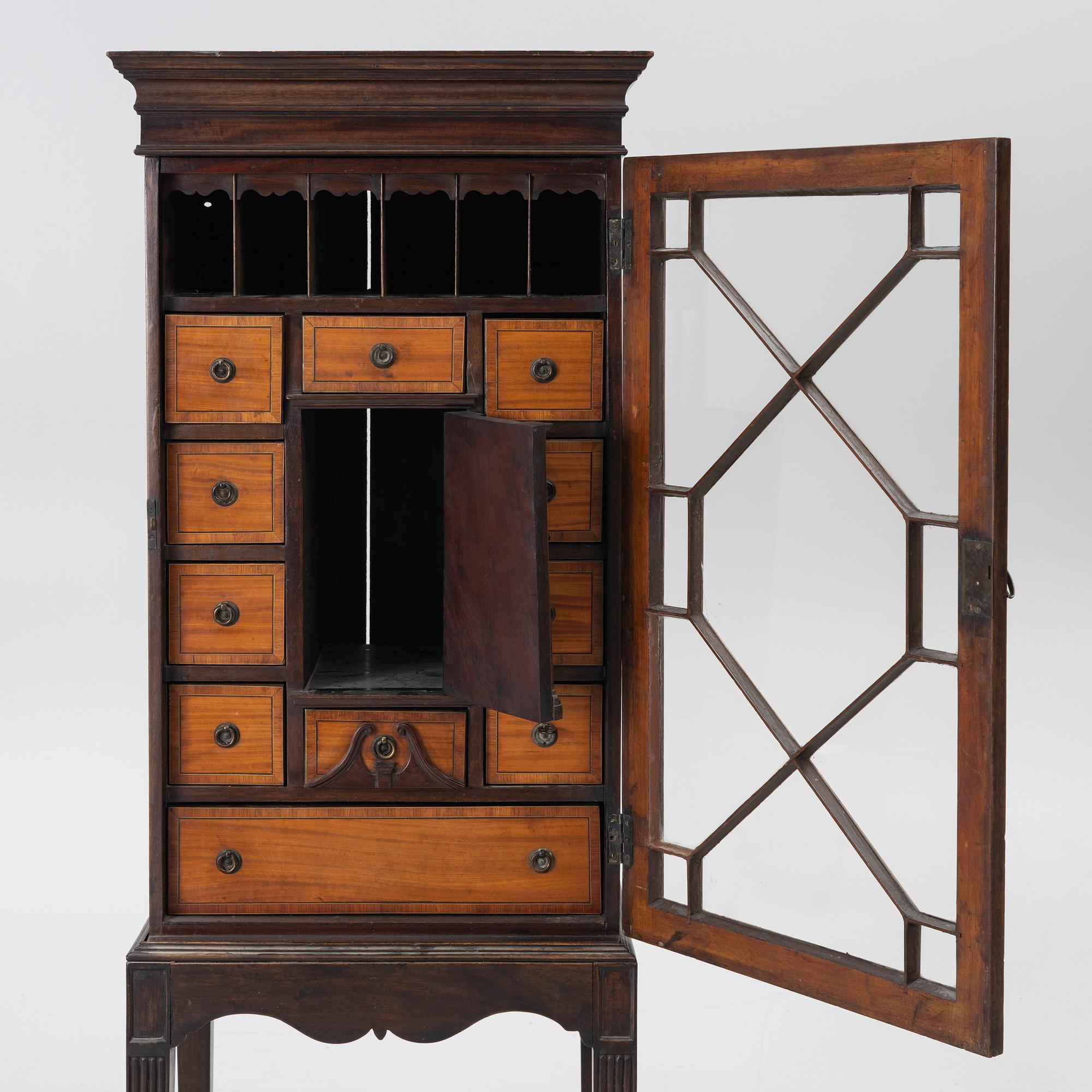 Display cabinet, likely England 19th century.