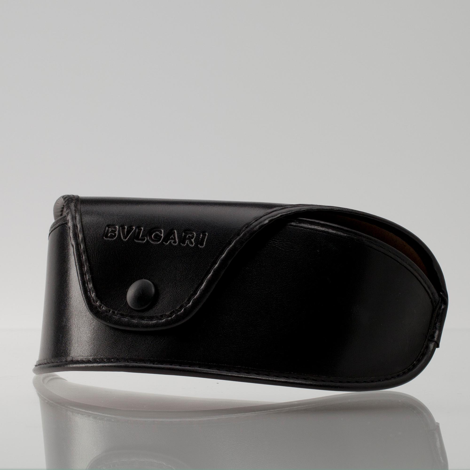 SOLGLASÖGON, Bulgari.