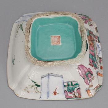PARTI PORSLIN, 4 delar. Kina. 1800/1900-tal.