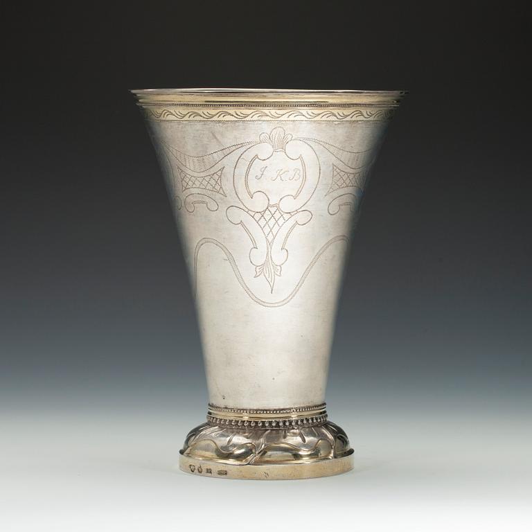 A BEAKER, silver. Erik Ernander Uppsala 1799. Height  21,5 cm. Weight 460 g.