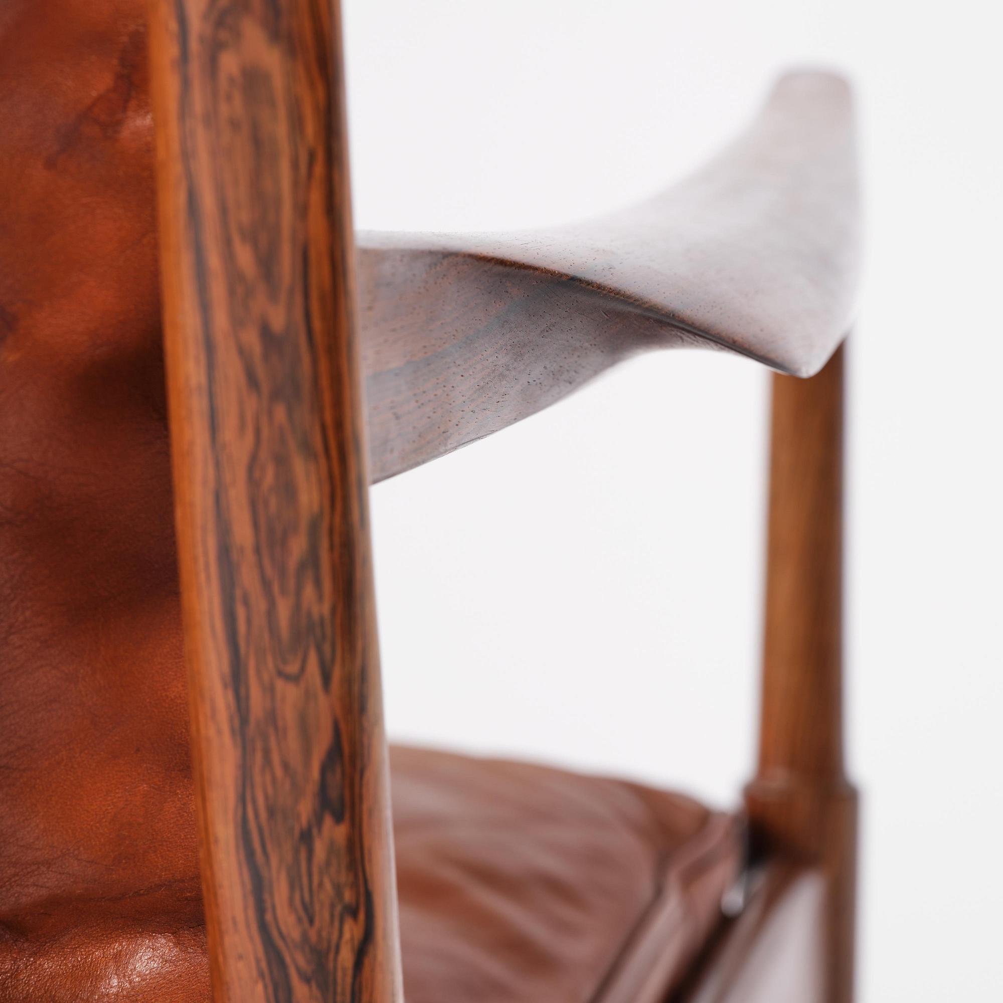 Ib Kofod-Larsen, fåtöljer, ett par, "Samsö", Olof Persons Fåtöljindustri (OPE), Jönköping, 1960-tal.