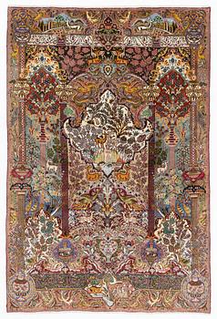 A Kashmar carpet, ca 295 x 200 cm.