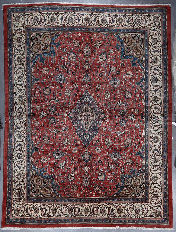 MATTA, Persisk, Ca 425x322 cm.