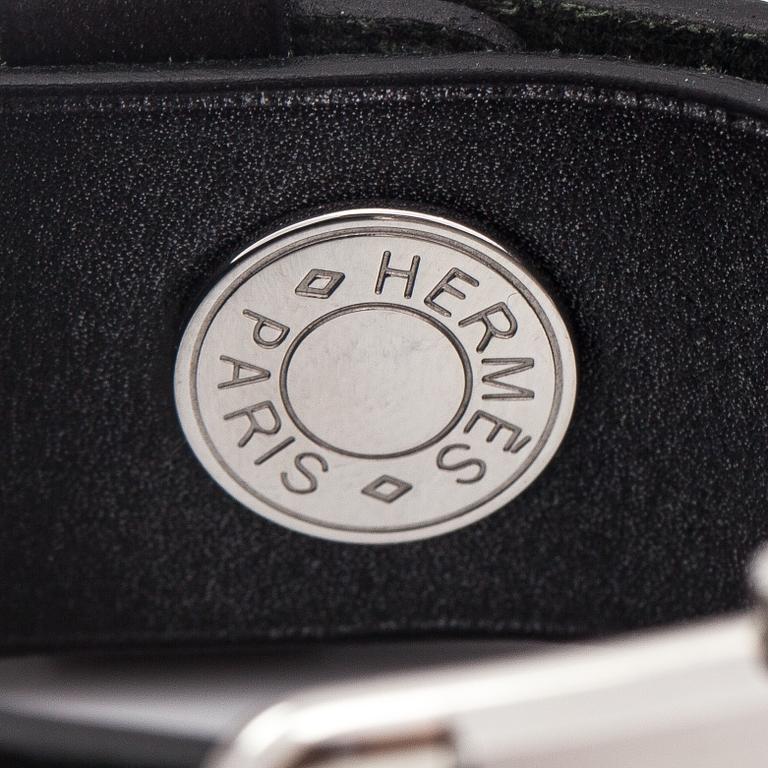 Hermès, Varenne, wristwatch, 31.5 x 25 mm.
