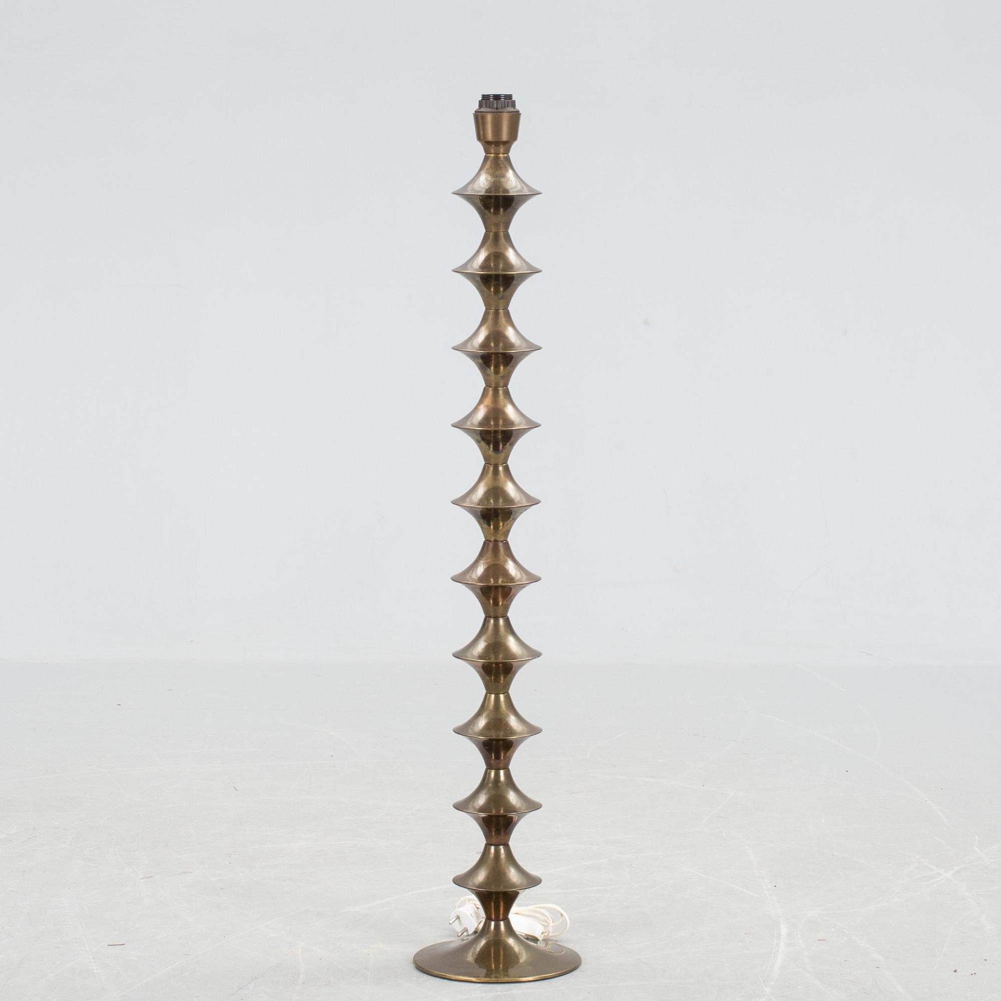 GOLVLAMPA, Elit AB, 1900-talets andra hälft.