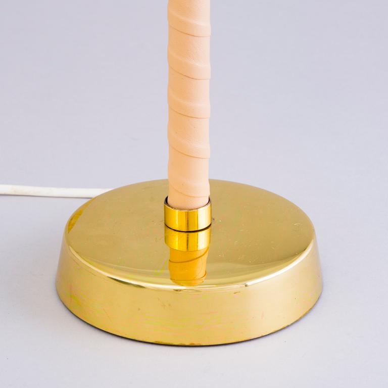 LISA JOHANSSON-PAPE, A 'Senator' table lamp, Stockmann Orno. Model designed in 1947.