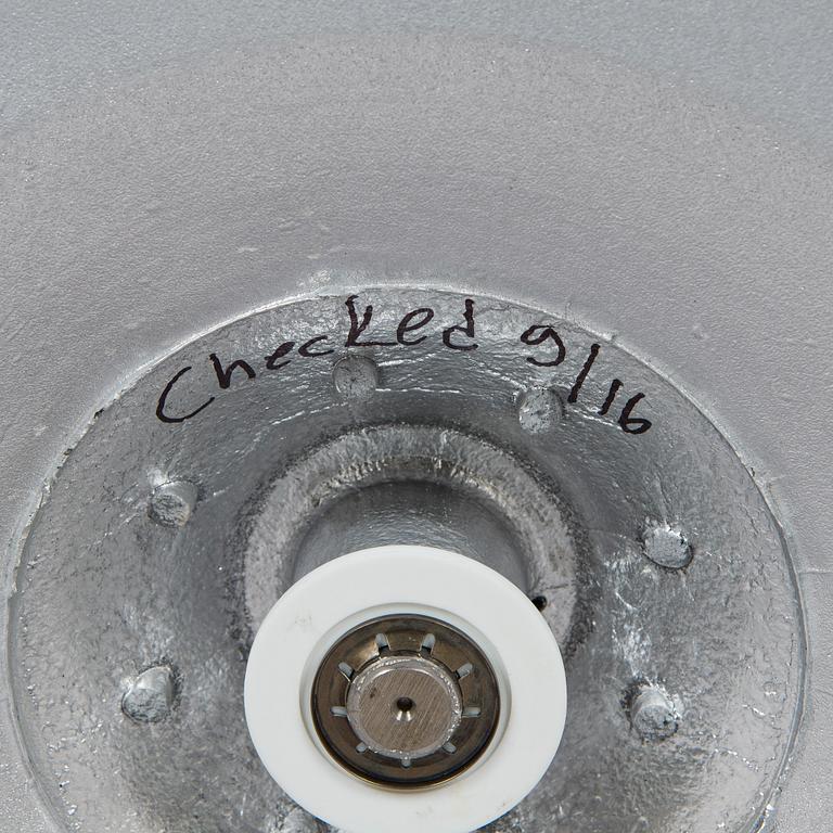 Eero Aarnio, pallotuoli, "Pallotuoli", Adelta 2000-luvun alku.