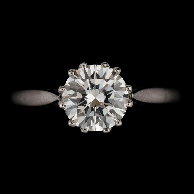 A brilliant cut diamond ring, 1.75 cts.