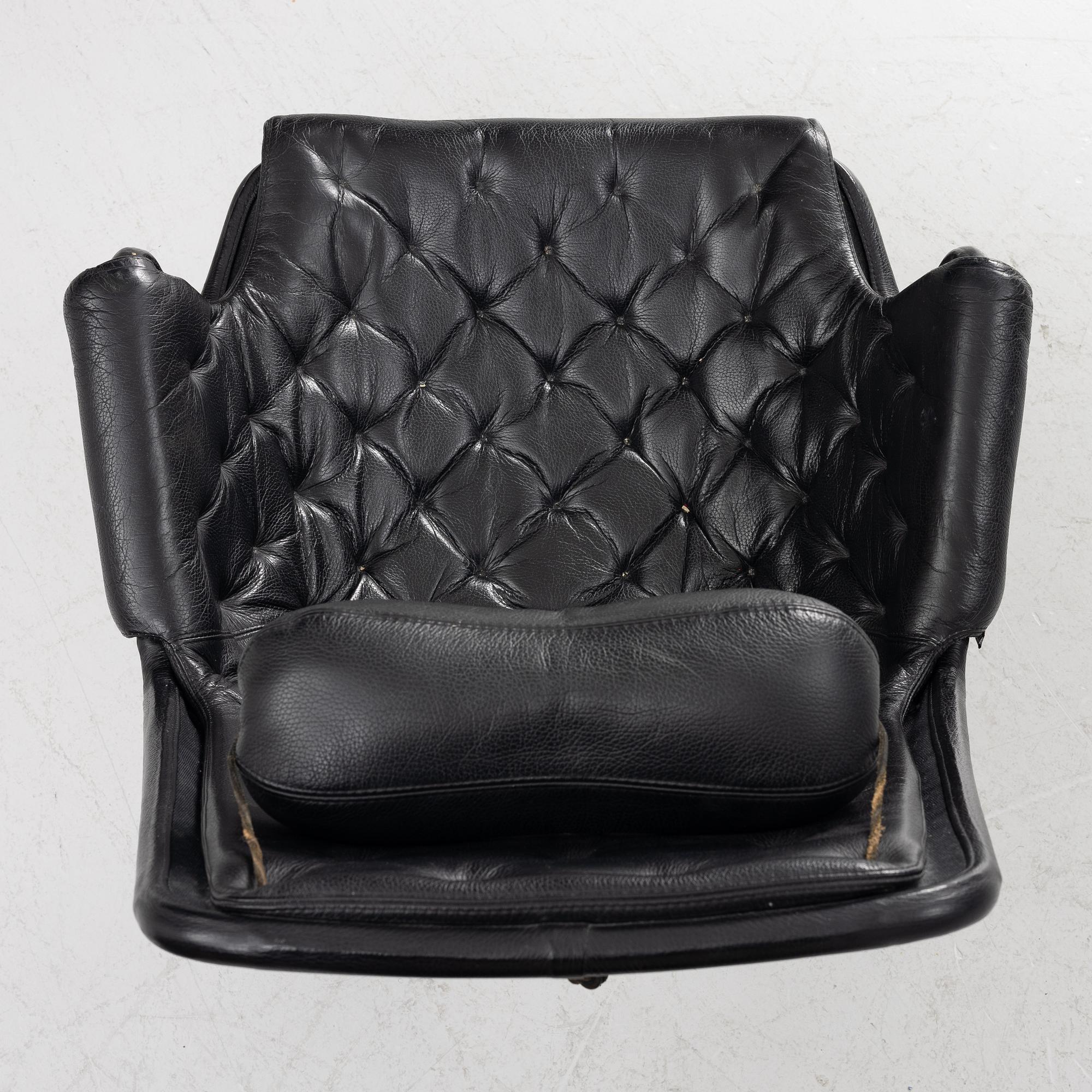 Bruno Mathsson, fåtöljer ett par "Jetson" för DUX sent 1900-tal.