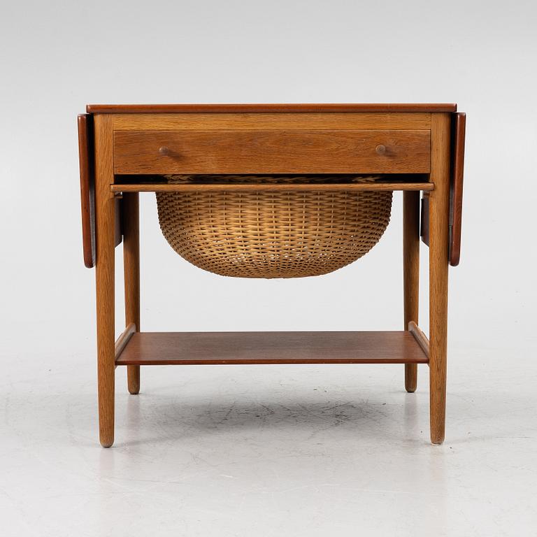 Hans J Wegner, side table, "AT-33", Andreas Tuck Denmark.