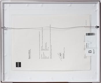 Robert Capa, "American troops landing on Omaha Beach, D-Day", 1944.