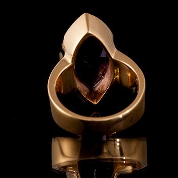 RING.