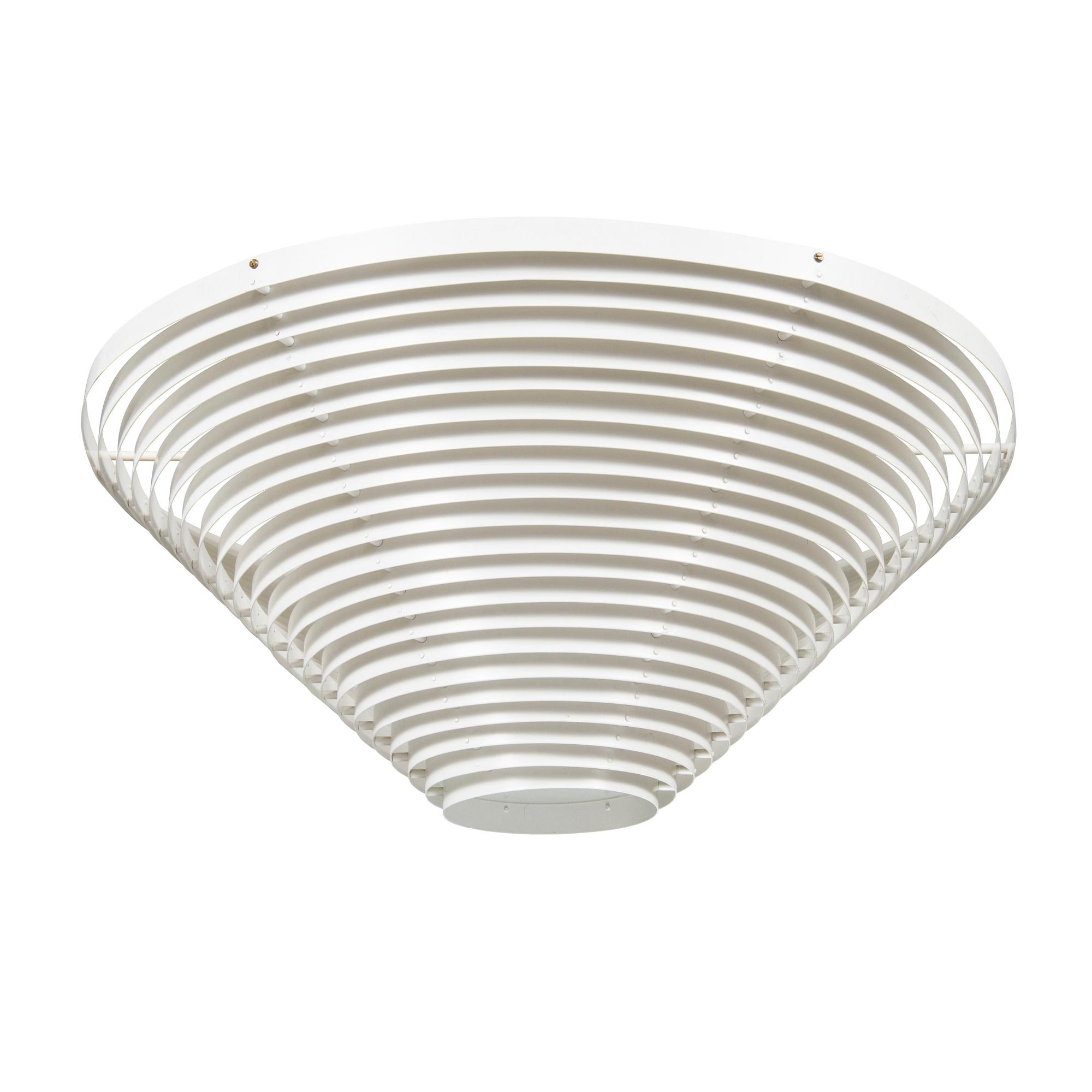 Alvar Aalto,  A 'A622A' ceiling light for Valaistustyö.