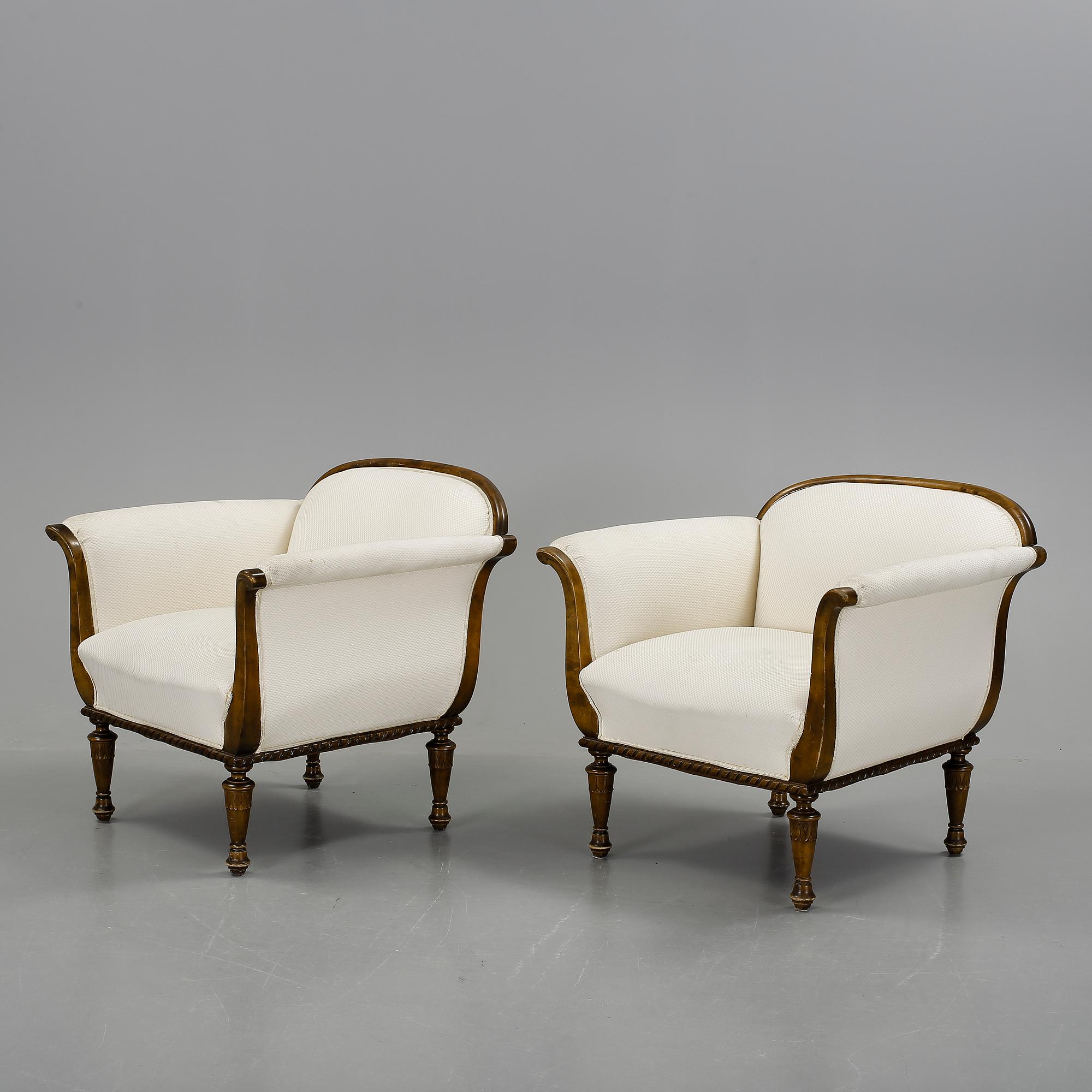 FÅTÖLJER, ett par, art deco, 1930-/40-tal.