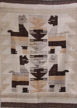 MATTA. Vävd. 173 x 127.