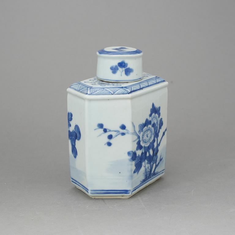 TEDOSA, porslin, Kina sent 1800-tal.