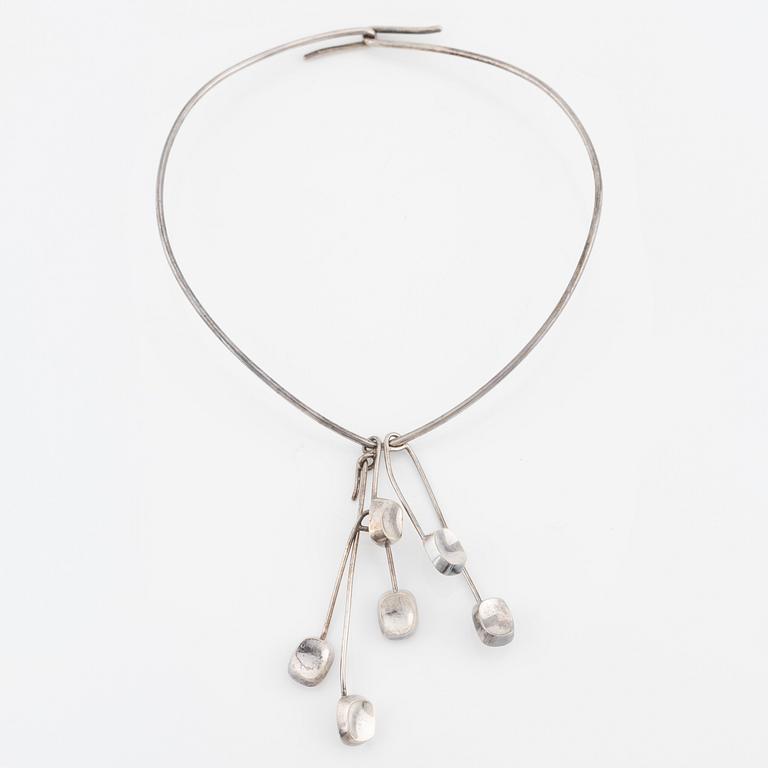 Bent Knudsen, neck ring with three pendants, sterling silver, Denmark.