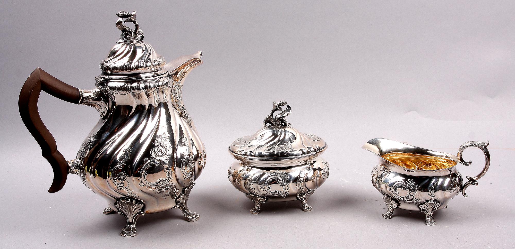 KAFFESERVIS, 3 delar, silver. Rokokostil K Andersson Stockholm 1941.