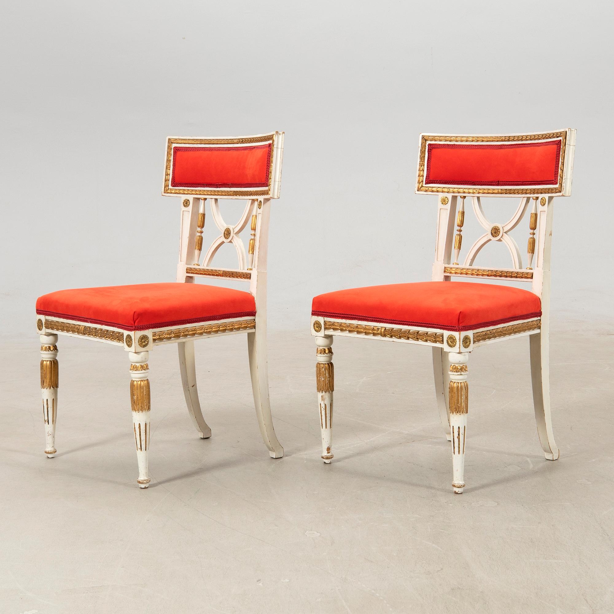 Chairs, a pair in the Gustavian style, early 20th century.