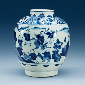 A blue and white jar, Ming dynasty, 17th Century.