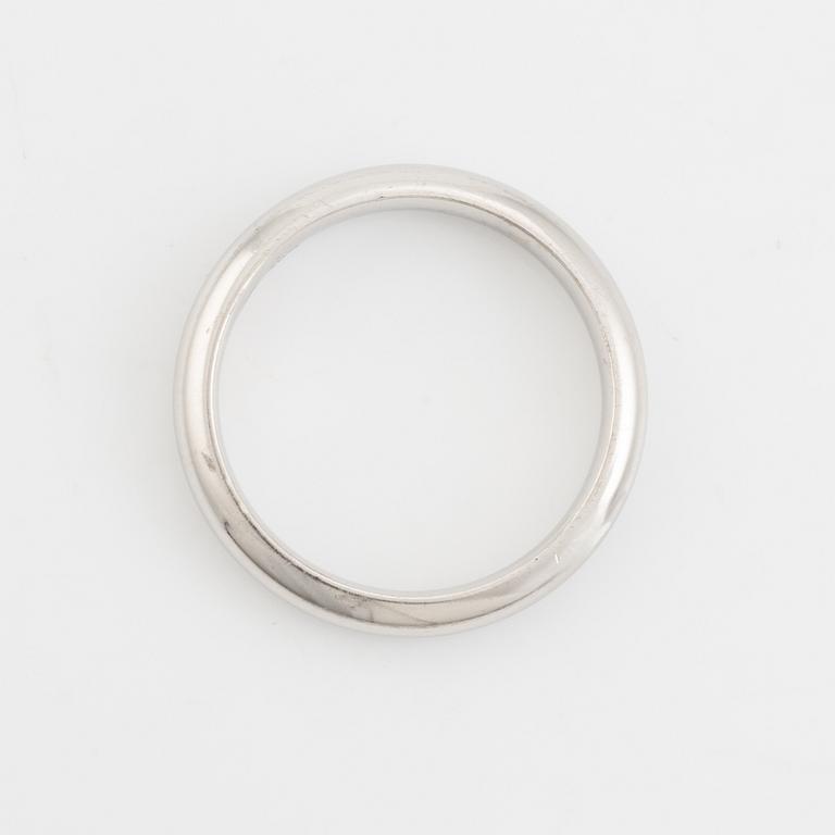 Georg Jensen ring 18K white gold.