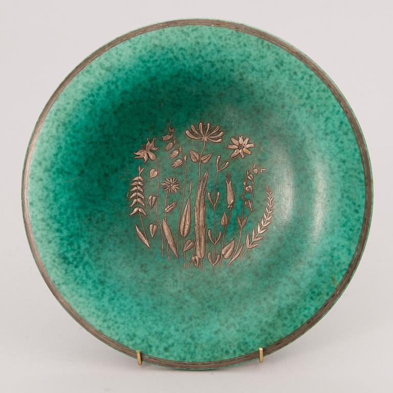 A stoneware dish of the Argenta-series for Gustavsberg, Sweden.