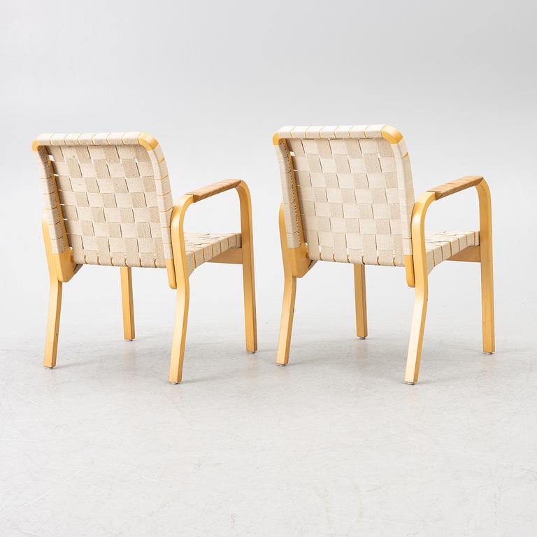 Alvar Aalto, karmstolar, ett par, modell 45, Artek, Finland.