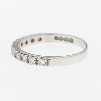 RING, briljantslipade diamanter, 18K vitguld. A. Tillander 1981.