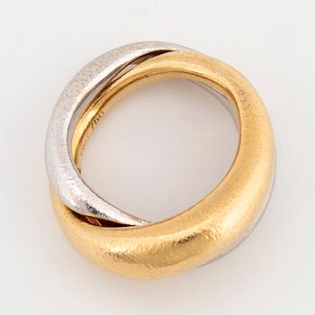 Ole Lynggaard ring 18K gold and white gold "Fidelity".